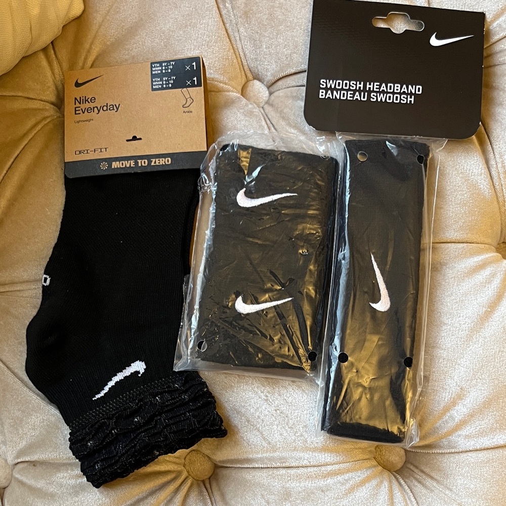 NWT Nike Active bundle